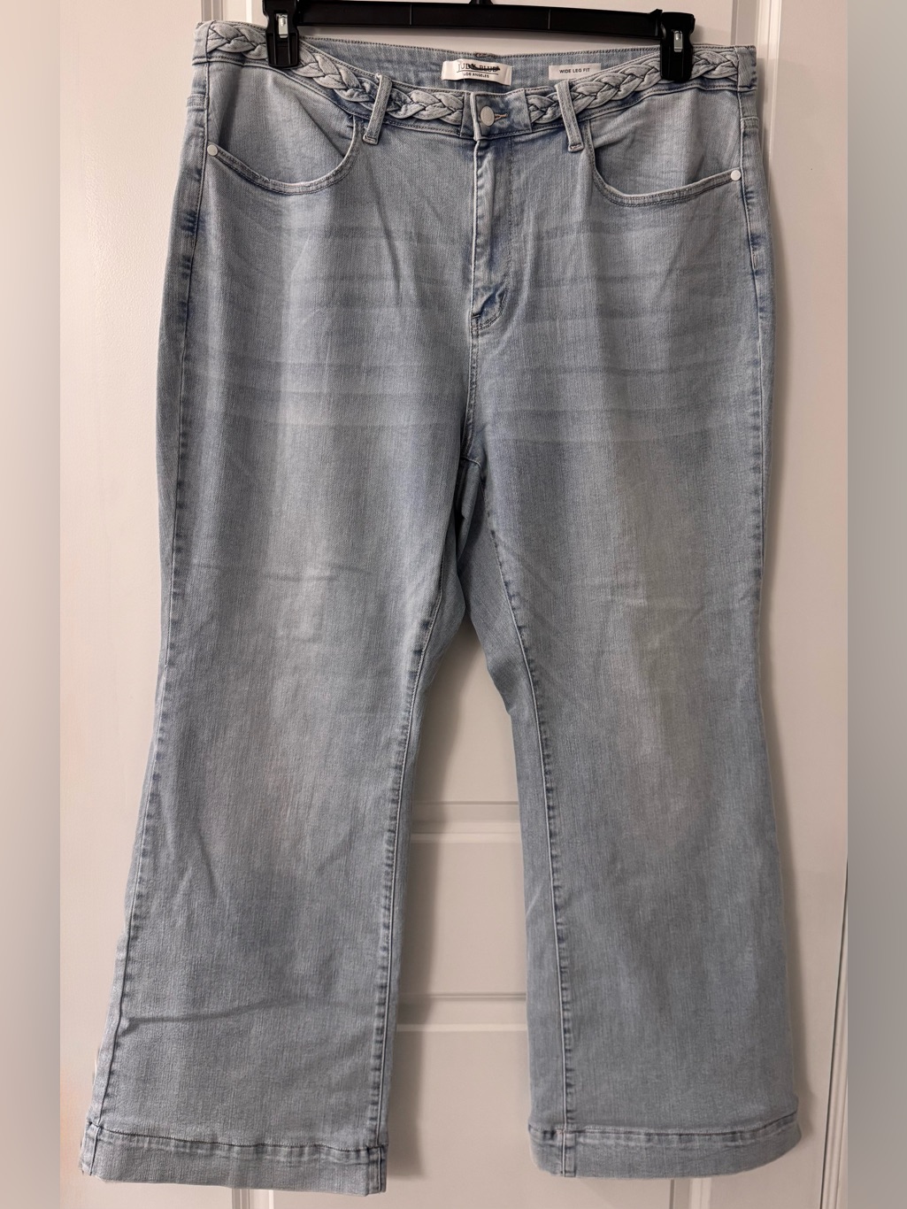 #Z146 - Judy Blue Cadence Braided High Waist Wide Leg Jeans Light Blue Vintage
